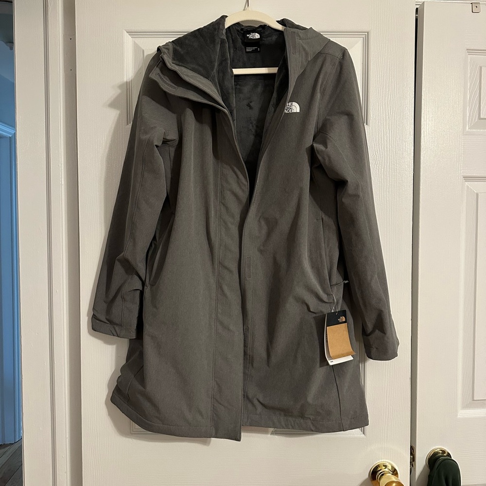 The North Face Gray shelbe raschel parka NWT